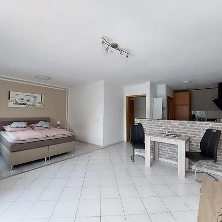 Ferienwohnung Derk דירה